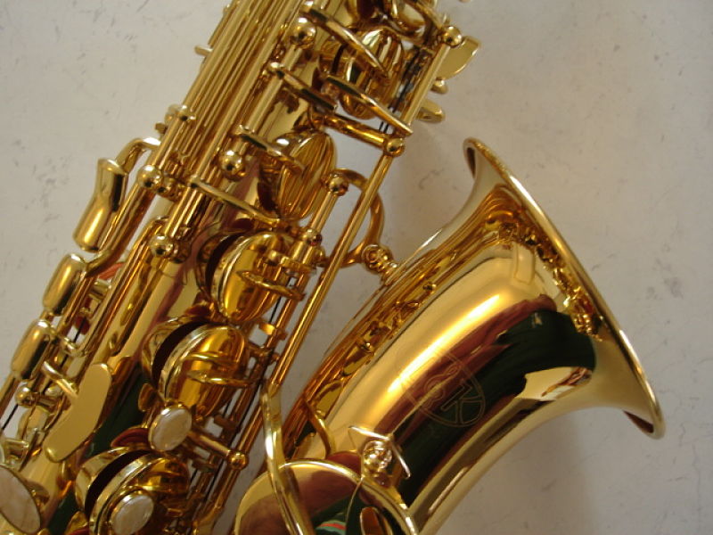 Alto Saxophone Gold Lacquer Intermediate